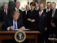 一文讀懂特朗普為何此時(shí)對(duì)中國(guó)動(dòng)手 后果很嚴(yán)重【重慶火鍋底料批發(fā)商】