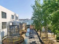 以前大家互相都沒(méi)那么好約，但現(xiàn)在大家都愿意見(jiàn)一見(jiàn)，如果不是疫情，大家其實(shí)不知道自己還是有點(diǎn)脆弱，就是那種面對(duì)未來(lái)的不確定性