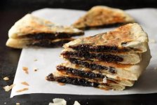 “別無(wú)他求，今年餐廳活下來(lái)就行！”疫情反復(fù)下的北京餐飲老板