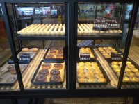 旺順閣做社區(qū)便利店、紫光園開社區(qū)檔口店后，青年公社開出了一種“市集式”零售的全新模式【火鍋底料批發(fā)廠家直銷】