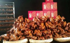 主打“外帶窗口+”模式，今年上半年開店69家【重慶火鍋底料批發(fā)】