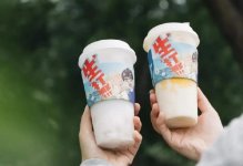 喜茶奈雪齊推，椰奶來了【重慶火鍋底料廠家公司】