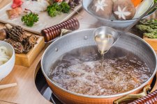 壽喜燒就是火鍋？日本料理被黑得真慘【正宗重慶火鍋底料批發(fā)】