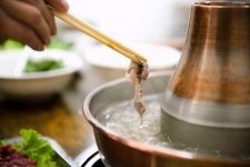 現(xiàn)炒”快餐是機遇還是坑？【重慶火鍋底料批發(fā)商城】