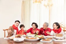 就地過年，餐飲老板到底該不該留住員工？