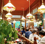 明星掘金餐飲一年狂賺3.6億，假創(chuàng)業(yè)真撈錢？