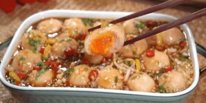 海鴨蛋突入火鍋品類，“國(guó)貨之光”還能玩出什么花樣？