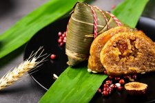 五芳齋：粽子與快餐，一山不容“二虎”