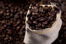 是誰(shuí)在復(fù)活瑞幸？