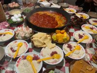 在全國餐飲收入第一的大省，這個新酒飲品牌撬開了佐餐酒市場